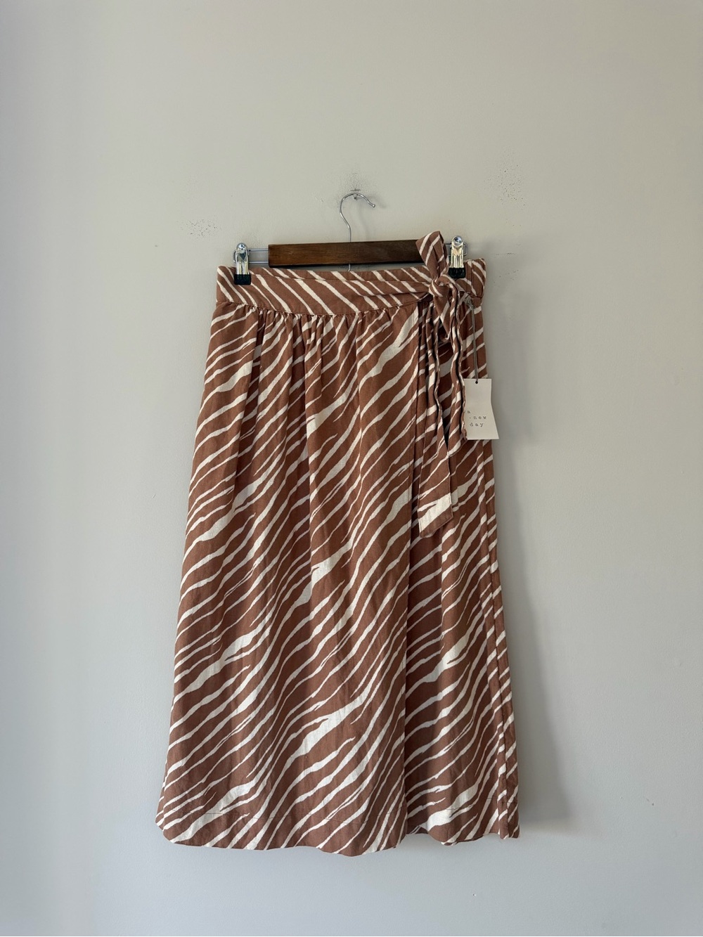a new day Brown and Cream Zebra-Print Linen Midi Wrap Skirt NWT Size S